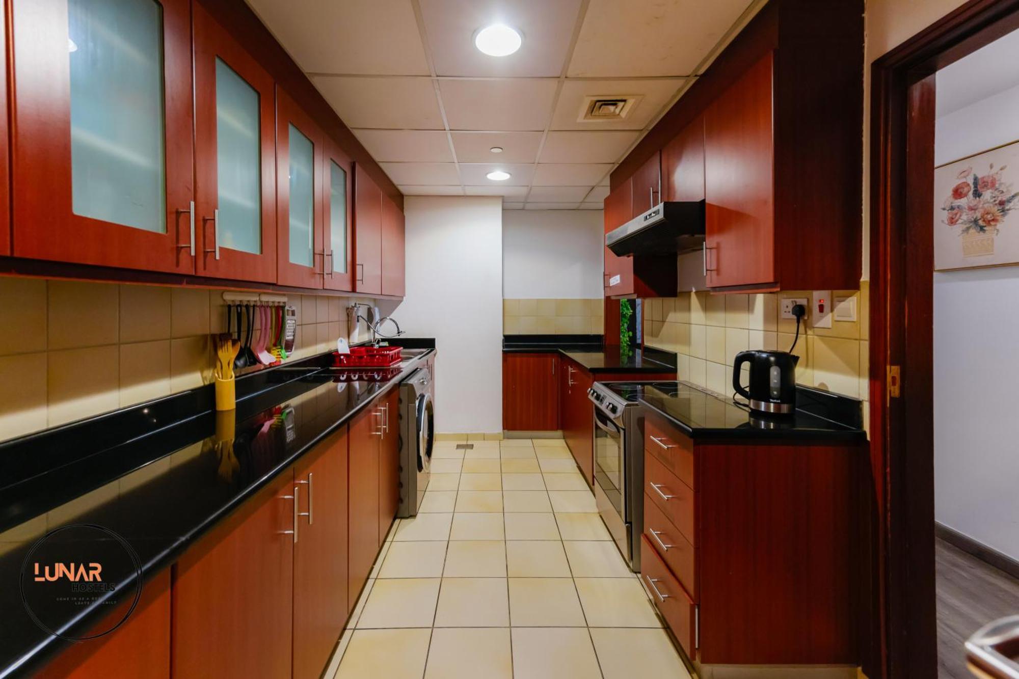 Lunar Cozy Hostel - Jbr Дубай Екстер'єр фото